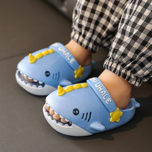 StarAndDaisy Clogs for Kids, Cute Shark Slide Slippers for children, Lightweight Summer Sandals - JH-880-GREY - Image 2