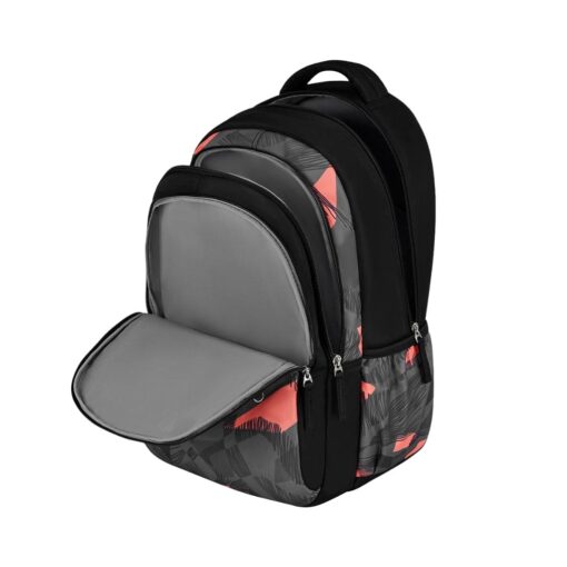 Spacious kids' school bags